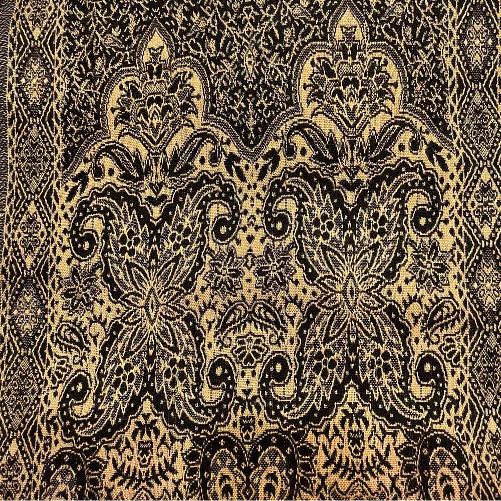 Unbranded Large Paisley Floral Scarf Shoulder Wrap - Picture 4 of 6